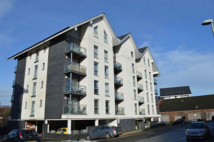 1 Bedroom Flat For Sale In Neptune Apartments, Pentrechwyth, Swansea, SA1