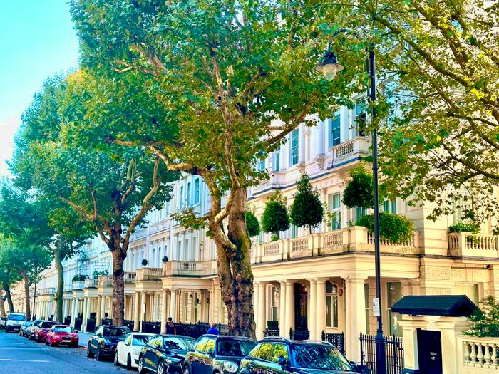 2 Bedroom Flat To Rent In Queen's Gate, London, SW7