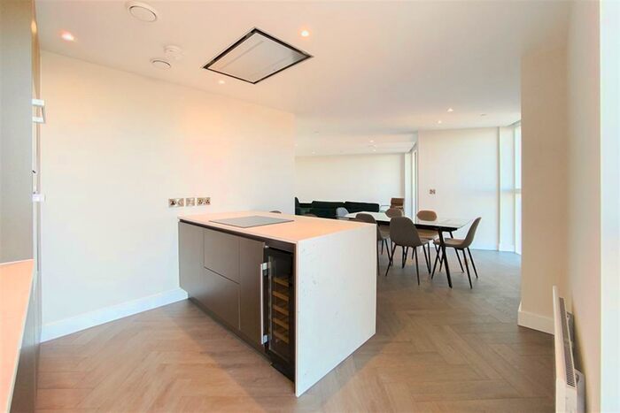 2 Bedroom Apartment For Sale In Castle Wharf, M15