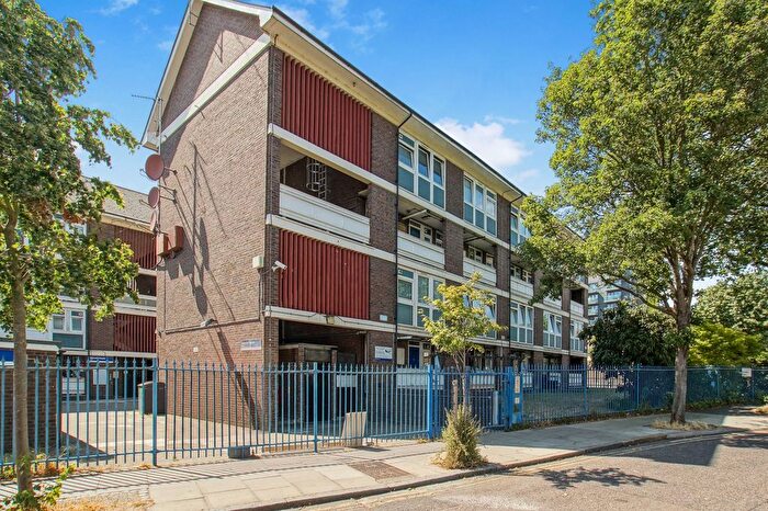 2 Bedroom Flat For Sale In Barnabas Road, Haynes House Barnabas Road, E9