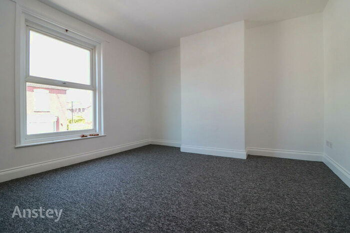 4 Bedroom Terraced House To Rent In Middle Street, Southampton, SO14