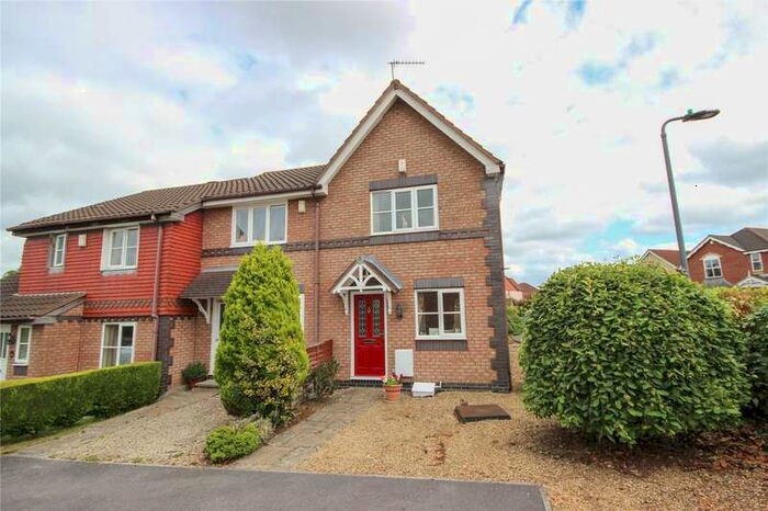 2 Bedroom Property To Rent In Wheatfield Drive, Bradley Stoke, Bristol BS32