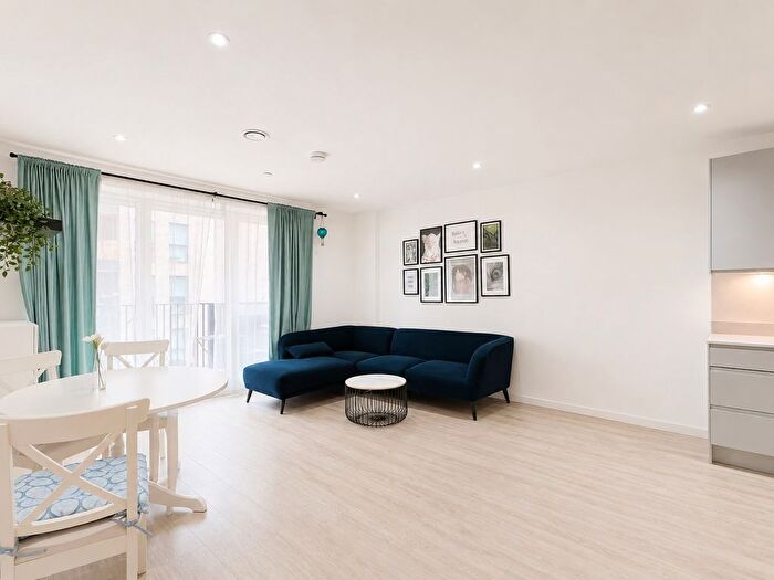 2 Bedroom Flat To Rent In Silley Weir Promenade, London, E16