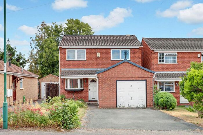 3 Bedroom Detached House For Sale In Wollaton Paddocks, Nottingham, NG8