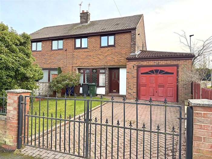 2 Bedroom Semi-Detached House To Rent In Farm Road, Kendray, Barnsley, S70