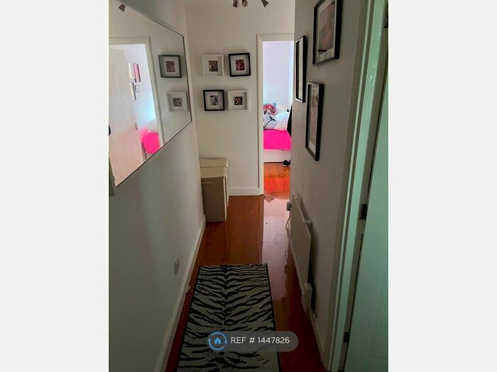 1 Bedroom Maisonette To Rent In Pollards Green, Chelmsford, CM2