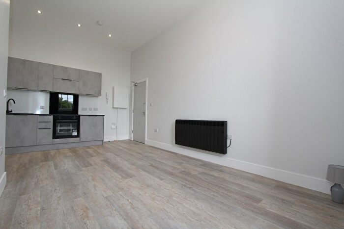 1 Bedroom Flat To Rent In Hillsborough Barracks, Penistone Road, S6