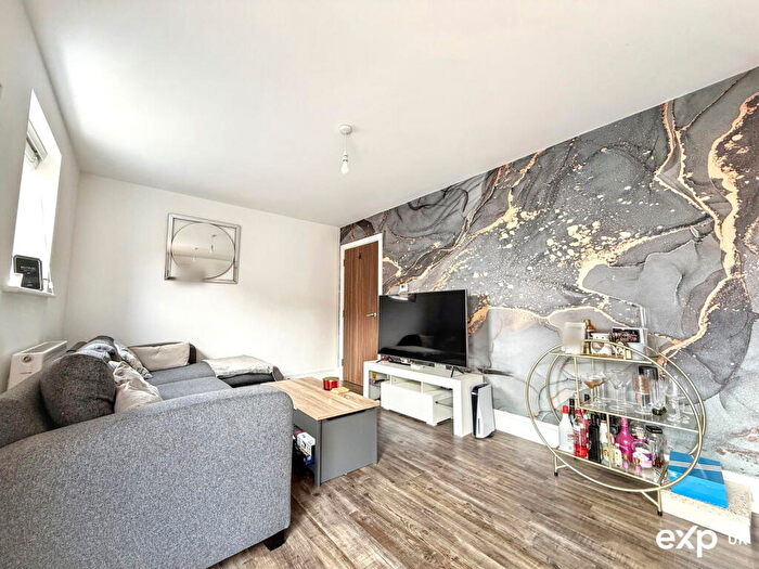 1 Bedroom Apartment For Sale In Marquess Drive, Bletchley, Milton Keynes, MK2