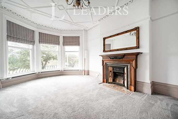 2 Bedroom Apartment To Rent In Western Parade, Southsea, PO5