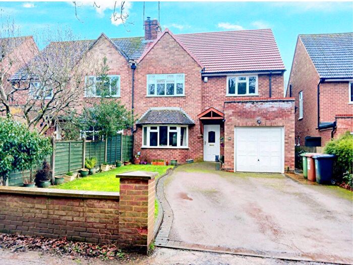 4 Bedroom Semi-Detached House For Sale In Knuston Spinney, Knuston, Wellingborough, NN29