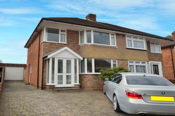 3 Bedroom Semi-Detached House To Rent In Lyndhurst Avenue, Gillingham, Kent, ME8