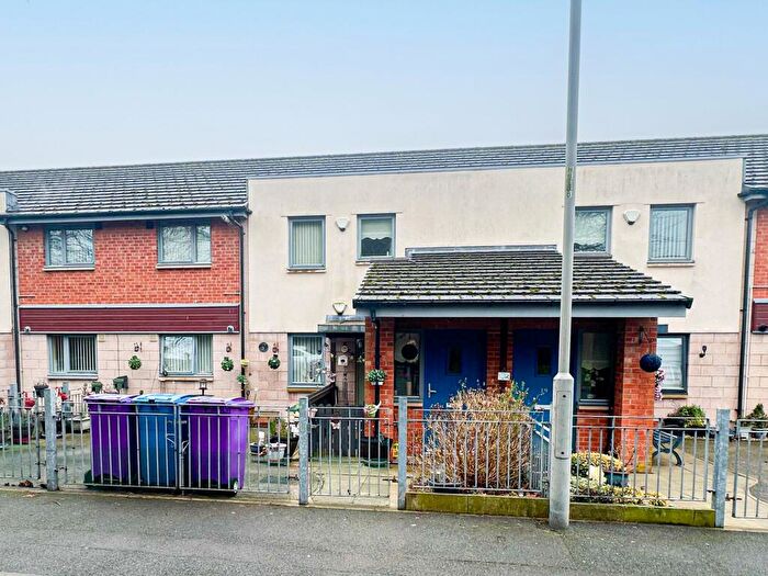 2 Bedroom Flat For Sale In Coulsdon Place, Liverpool, L8