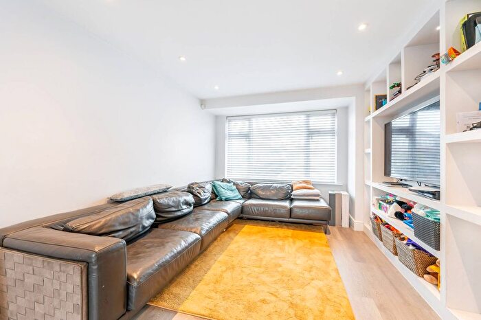 4 Bedroom End Terrace House For Sale In Conway Crescent, Perivale, Greenford, UB6