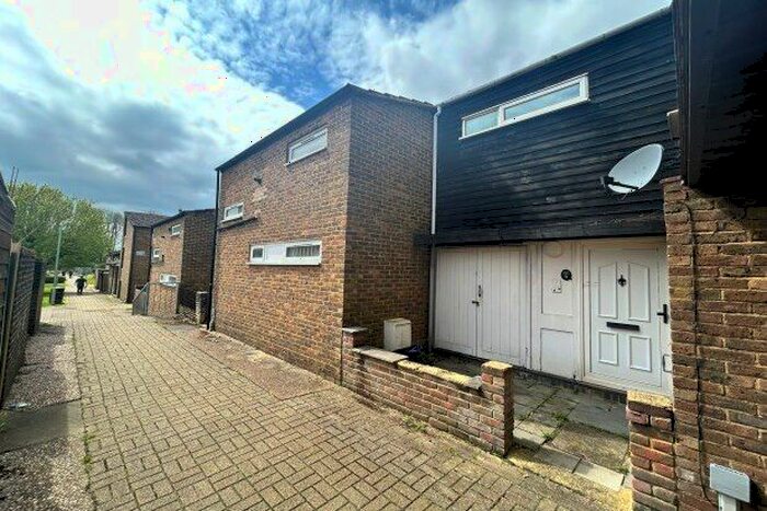 3 Bedroom Property To Rent In Magpie Green, Edenbridge, TN8