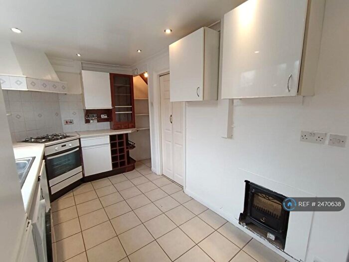 2 Bedroom End Of Terrace House To Rent In Pelham Street, Ashton-Under-Lyne, OL7