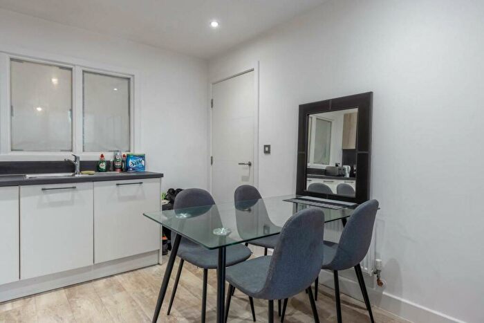 1 Bedroom Apartment To Rent In Cliveland House, Cliveland Street, Birmingham, B19