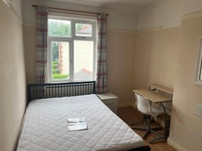 3 Bedroom End Of Terrace House To Rent In Wilford Lane, West Bridgford, NG2