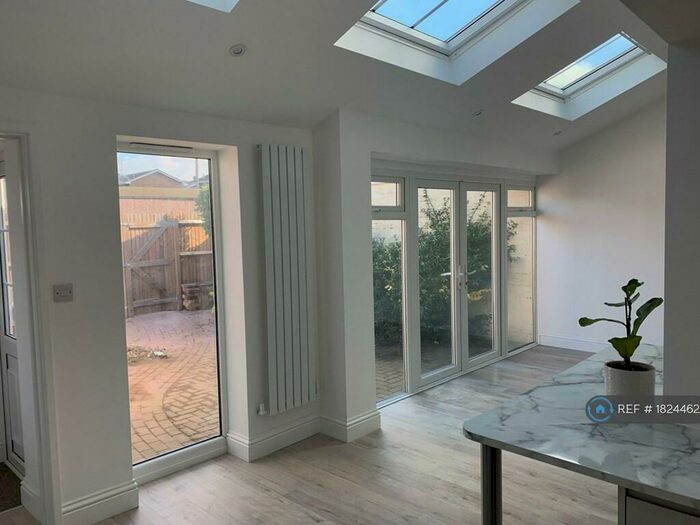 3 Bedroom Terraced House To Rent In Springvale, Swanmore, SO32