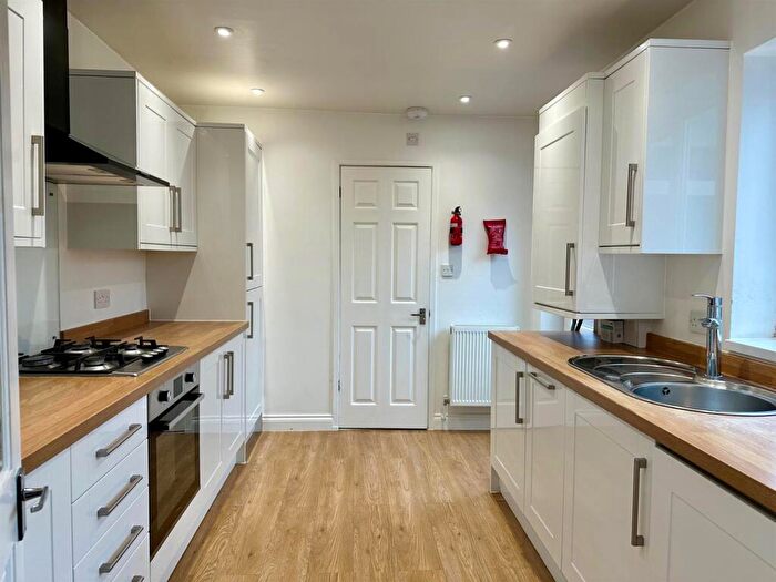 4 Bedroom Apartment To Rent In Ancrum Street, Spital Tongues, NE2