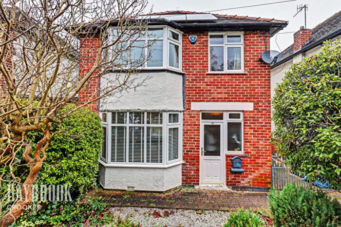 3 Bedroom Detached House For Sale In Westwick Crescent, Sheffield, S8