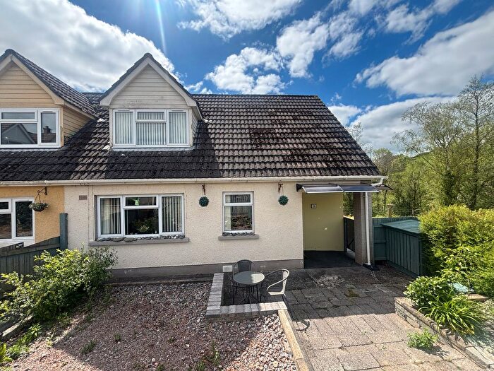 3 Bedroom Semi-Detached House For Sale In Glanduar, Llanybydder, SA40