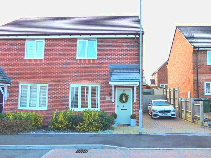 2 Bedroom Semi-Detached House For Sale In White Walk, Evesham, Worcestershire, WR11