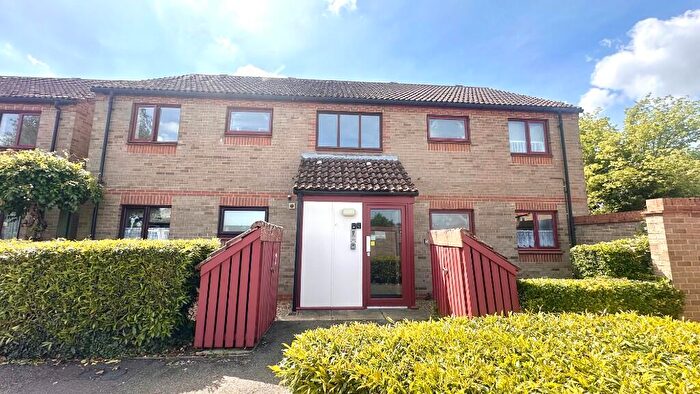 1 Bedroom Flat For Sale In Robingoodfellows Lane, March, Cambridgeshire, PE15