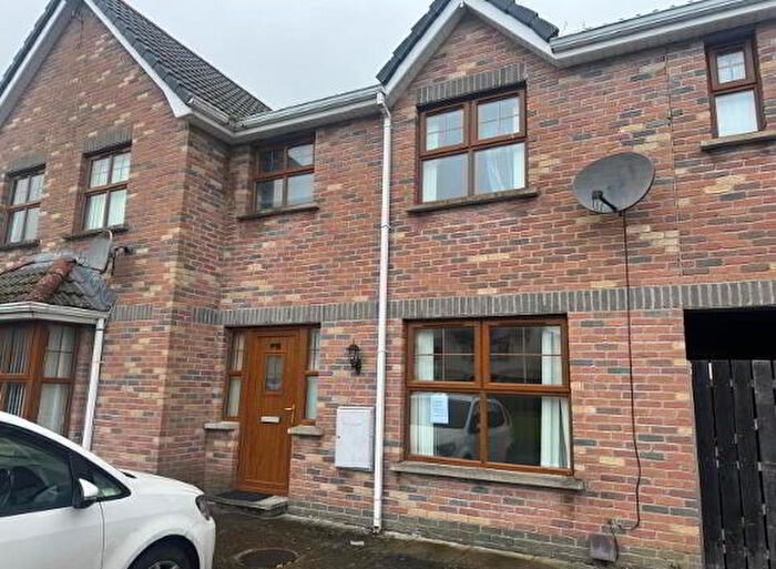 3 Bedroom Mid Terraced House For Sale In Carrigart Crescent, Craigavon, BT65