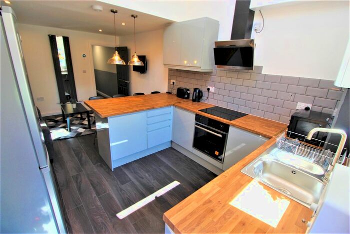 5 Bedroom Terraced House To Rent In Coronation Road, Stoke, Coventry, CV1