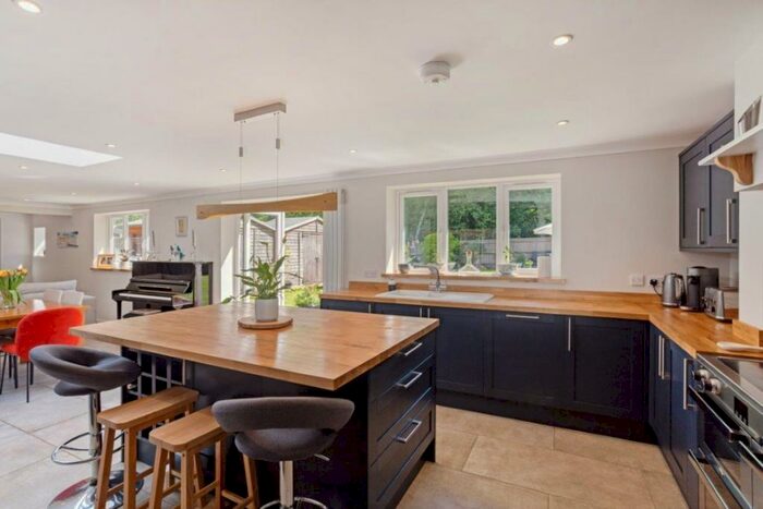 4 Bedroom Semi-Detached House To Rent In Honey Lane Hurley, SL6