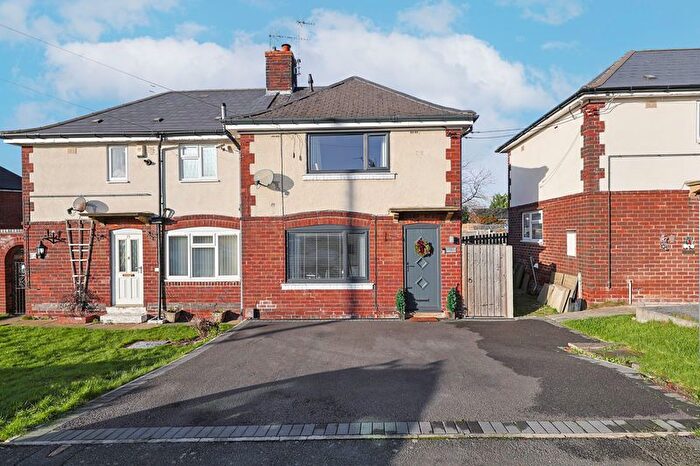 2 Bedroom Semi Detached House For Sale In Welfare Avenue, Chesterfield, S40