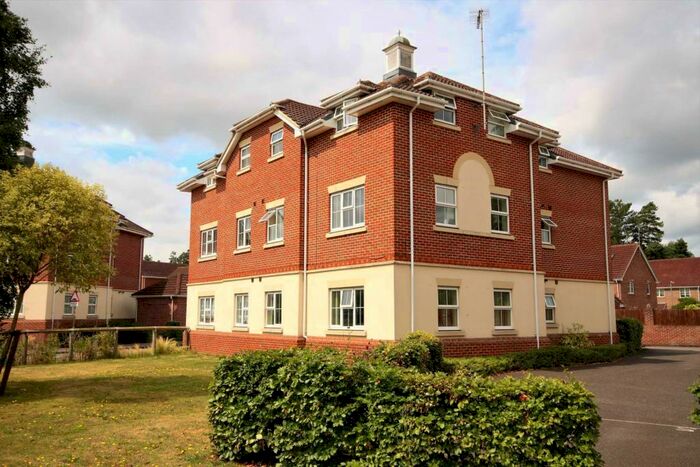2 Bedroom Apartment To Rent In Rykmansford Road, Elvetham Heath, GU51