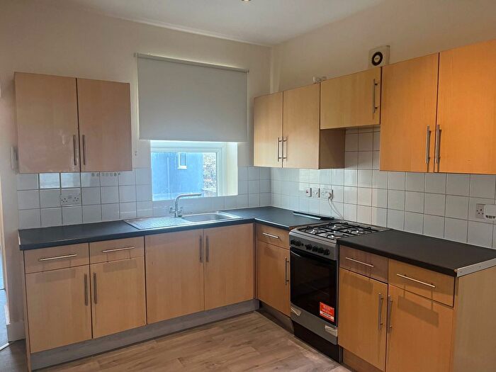 Studio To Rent In De Burgh Street, Dover, CT17