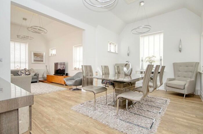 4 Bedroom Detached Bungalow For Sale In Noyce Court, West End, Hampshire, SO30