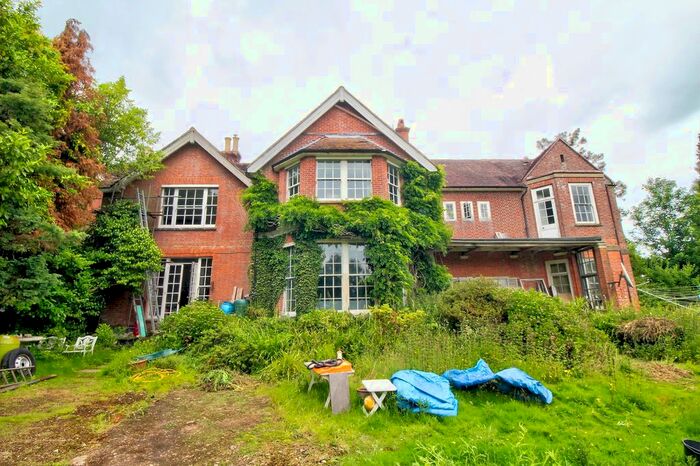 5 Bedroom Detached House For Sale In Chitcombe Road, Broad Oak, Rye, TN31