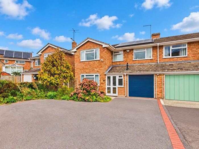 4 Bedroom Semi Detached House For Sale In Drews Court, Gloucester, GL3