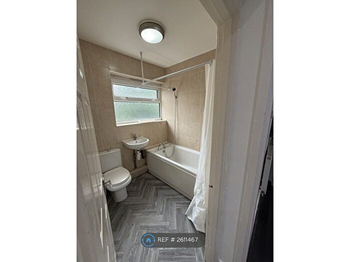 1 Bedroom Flat To Rent In Thornside Walk, Liverpool, L25