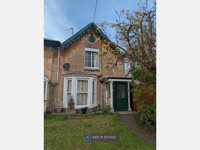 1 Bedroom Flat To Rent In Lowbourne, Melksham, SN12