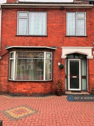 3 Bedroom Terraced House To Rent In Queen Isabels Avenue, Coventry, CV3
