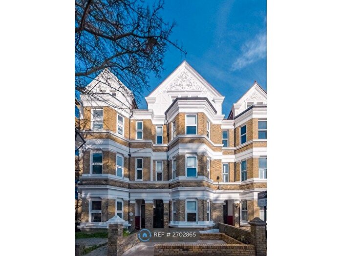 1 Bedroom Flat To Rent In The Parade, Folkestone, CT20