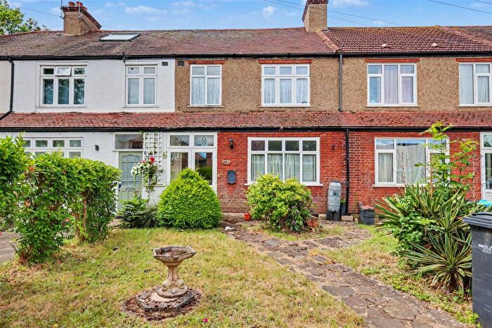 3 Bedroom Terraced House For Sale In Gordon Road, Enfield, EN2