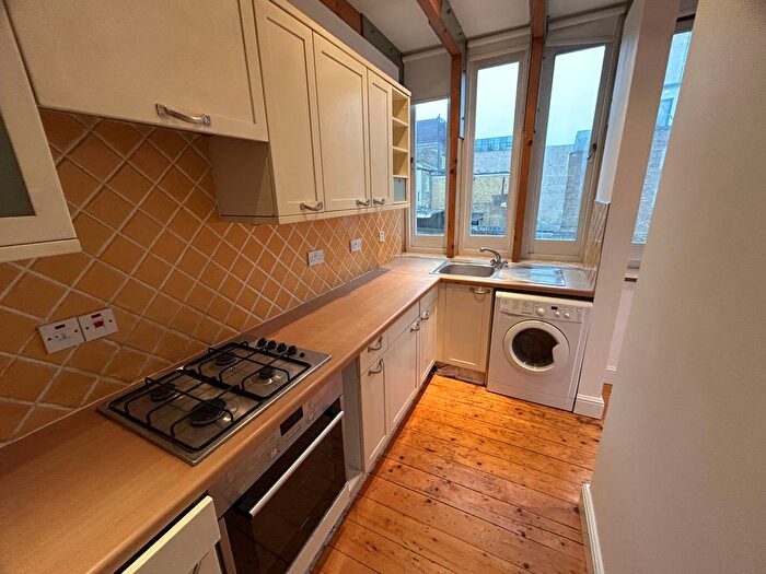 1 Bedroom Flat To Rent In Bradbury Street, London, N16