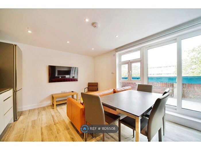 4 Bedroom Maisonette To Rent In Mingard Walk, London, N7