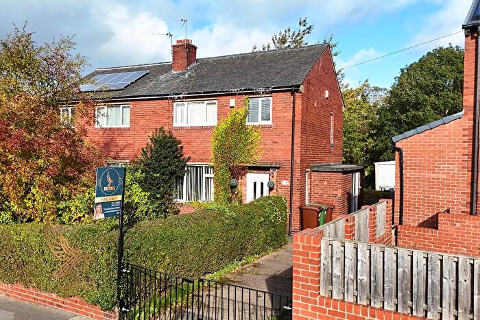 3 Bedroom Semi Detached House For Sale In Leatham Crescent, Featherstone, Pontefract, WF7
