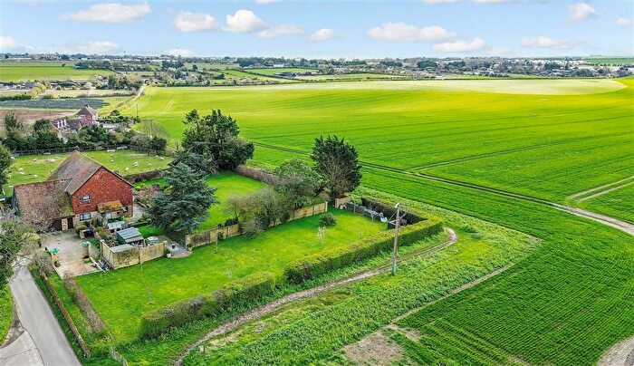 5 Bedroom Detached House For Sale In Park Road Lane, Woodchurch, Birchington, Kent, CT7