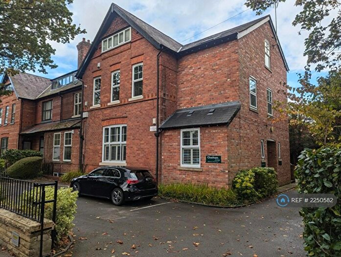 2 Bedroom Flat To Rent In Barlow Moor Road, Manchester, M20