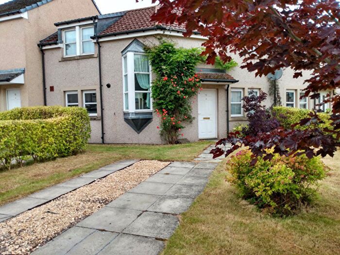 2 Bedroom Detached House To Rent In Younger Gardens, Fife, KY16