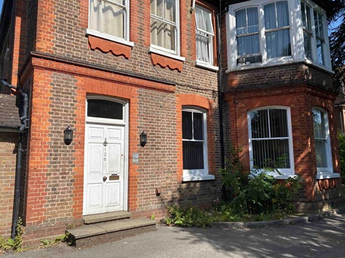 2 Bedroom Flat To Rent In Aldenham Road, Bushey, WD23