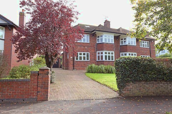 3 Bedroom Semi-Detached House To Rent In Stone Road, Stoke-On-Trent, ST4