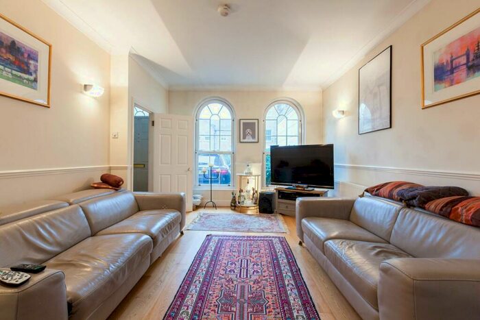 3 Bedroom House To Rent In Helena Square, Rotherhithe, London, SE16